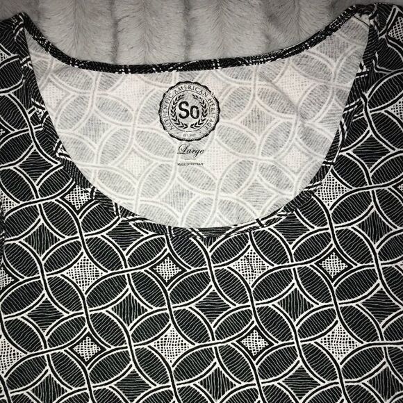 Black and white print large crop top - Picture 4 of 4